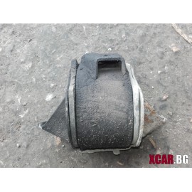 Тампон за двигател VOLKSWAGEN PASSAT 2 (B3) 1.9 TD 75 к.с. комби 1992г.