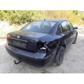 VW Passat 1.6 i, 101 к.с., 98 г