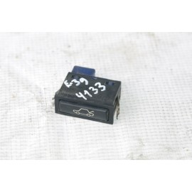 бутон за заден капак BMW 520i (E39 1996-2004) 2.0i 150 к.с.